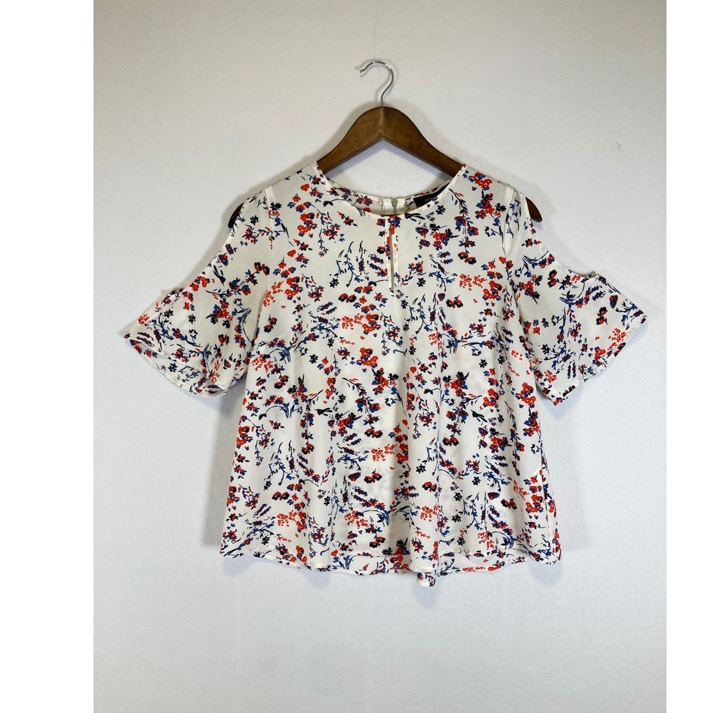 Cottagecore Atmosphere Womens 8 White Floral Cold Shoulder Bell Sleeve Blouse